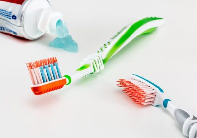Dentifrice : Ce qu’il faut savoir avant de choisir un dentifrice